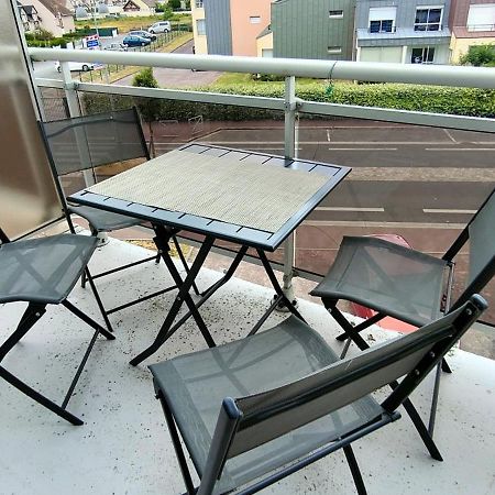 Appartement Au Pied De La Plage - Balcon - Parking Курсёль-сюр-Мер Экстерьер фото