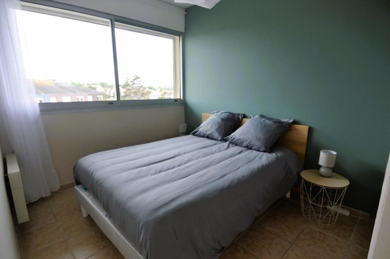 Appartement Au Pied De La Plage - Balcon - Parking Курсёль-сюр-Мер Экстерьер фото