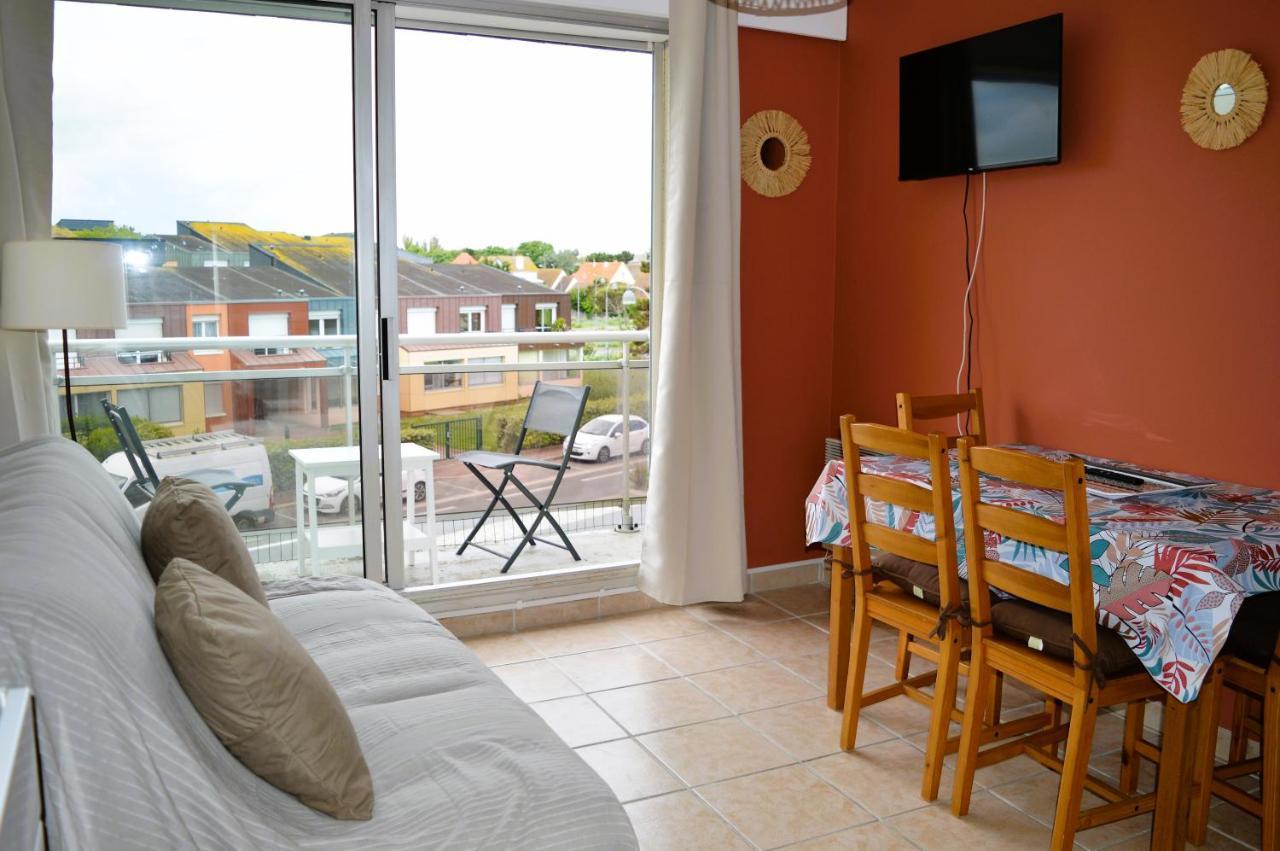 Appartement Au Pied De La Plage - Balcon - Parking Курсёль-сюр-Мер Экстерьер фото